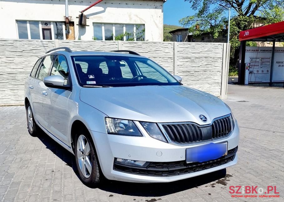 2018' Skoda Octavia photo #3