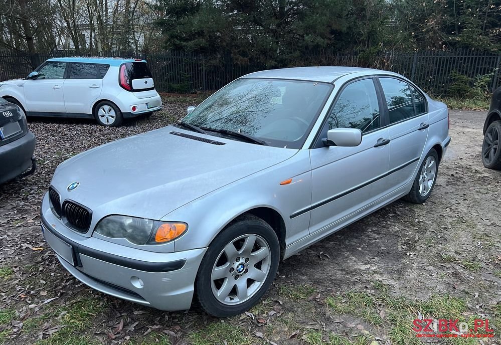 2004' BMW 3 Series 316I photo #6