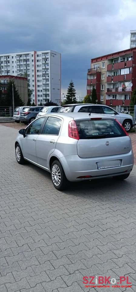 2009' Fiat Punto 1.2 8V Classic photo #3