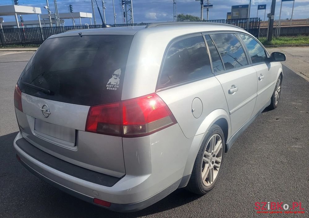 2005' Opel Vectra 1.9 Cdti Cosmo photo #4