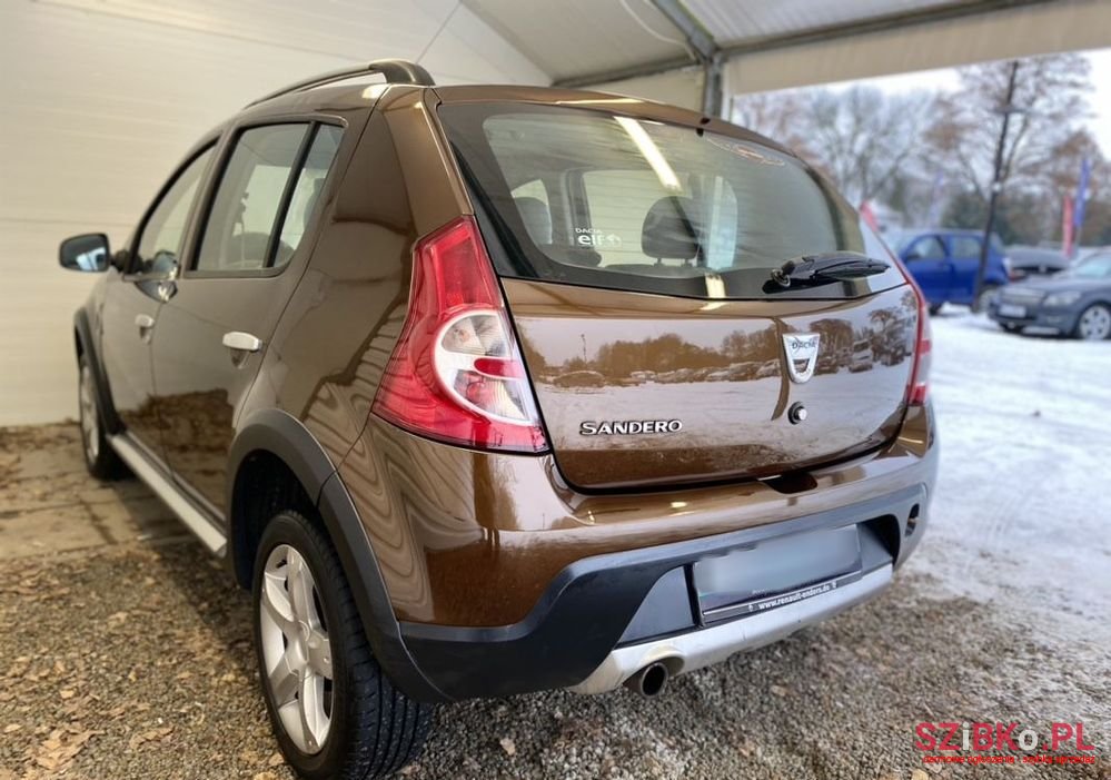 2012' Dacia Sandero Stepway 1.6 photo #3