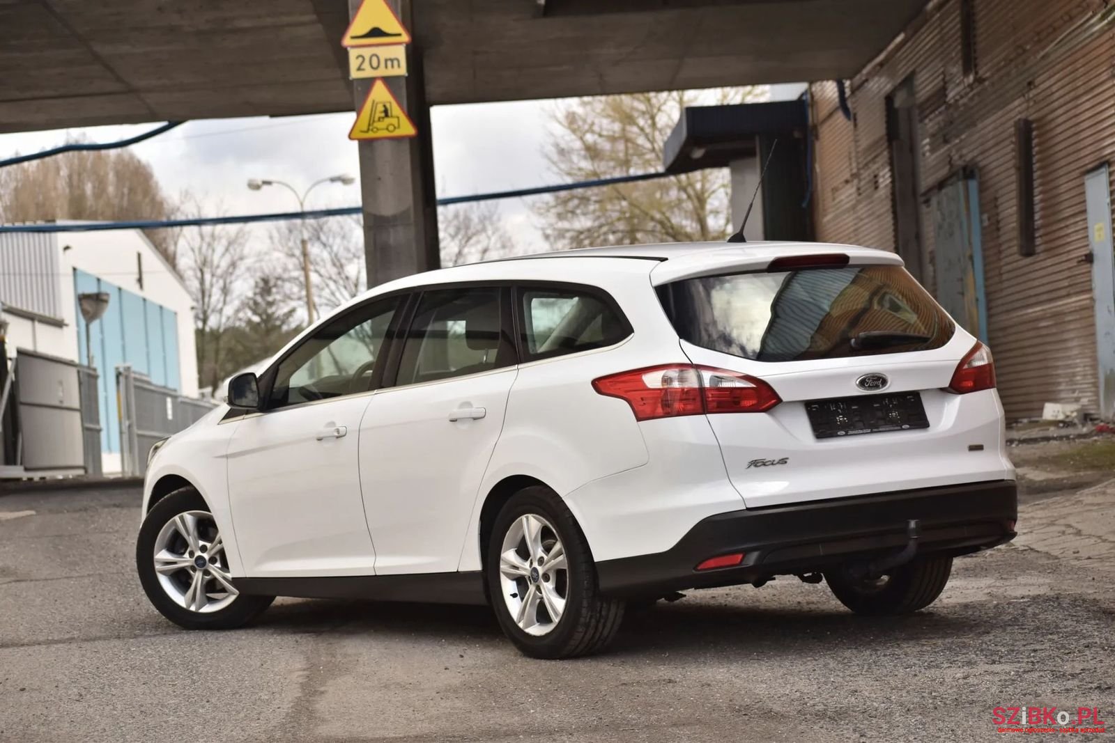 2013' Ford Focus photo #5
