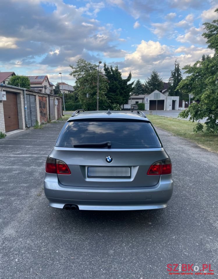 2005' BMW 5 Series 525D photo #2