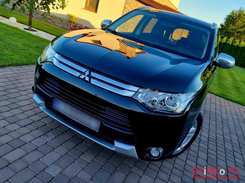 2014' Mitsubishi Outlander photo #1