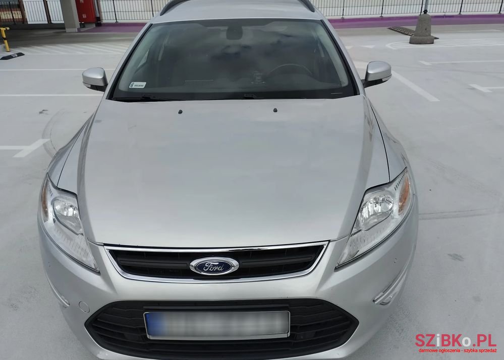 2013' Ford Mondeo photo #6