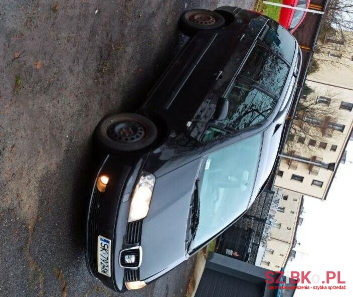 2001' SEAT Alhambra photo #1