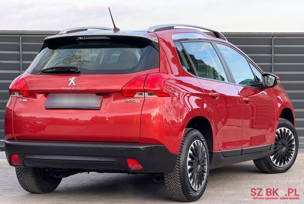2016' Peugeot 2008 photo #5