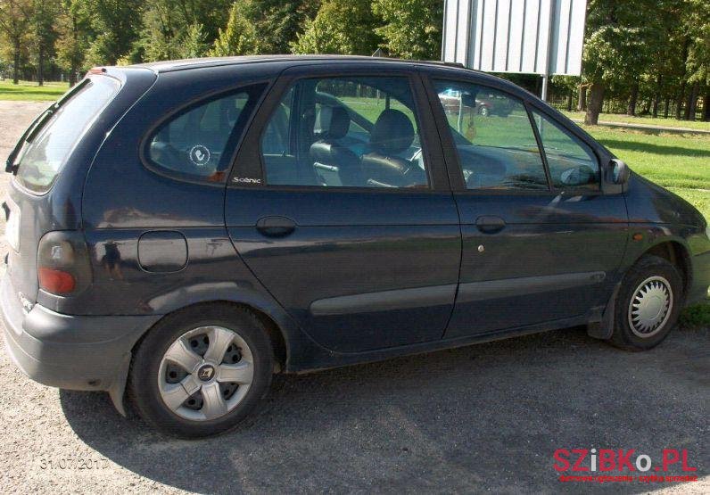 1997' Renault Megane photo #1