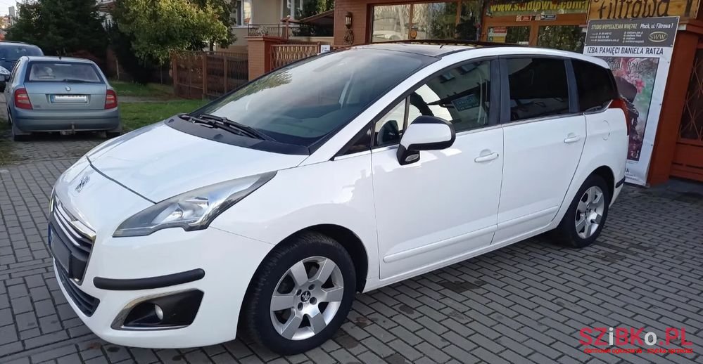 2016' Peugeot 5008 photo #6
