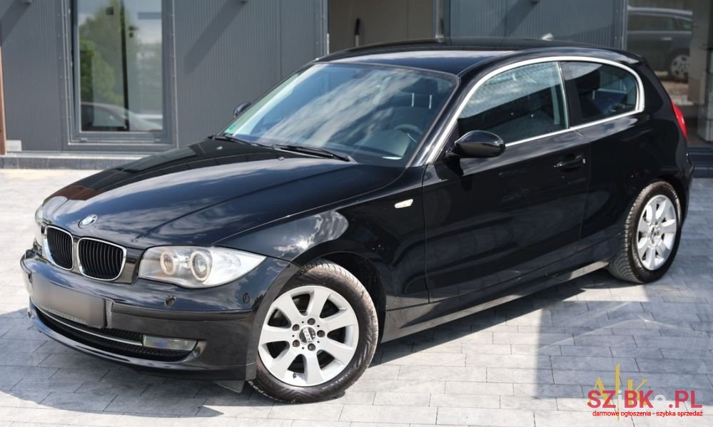 2008' BMW 1 Series photo #5