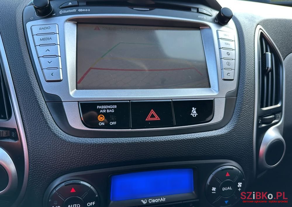 2012' Hyundai ix35 2.0 Premium 2Wd photo #4