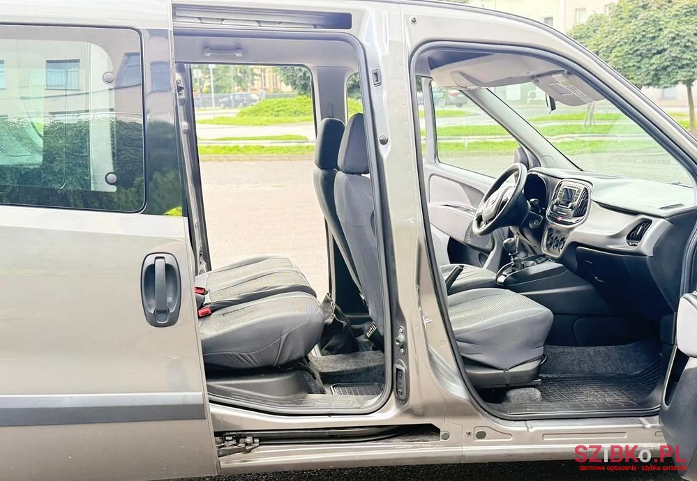 2016' Fiat Doblo photo #3