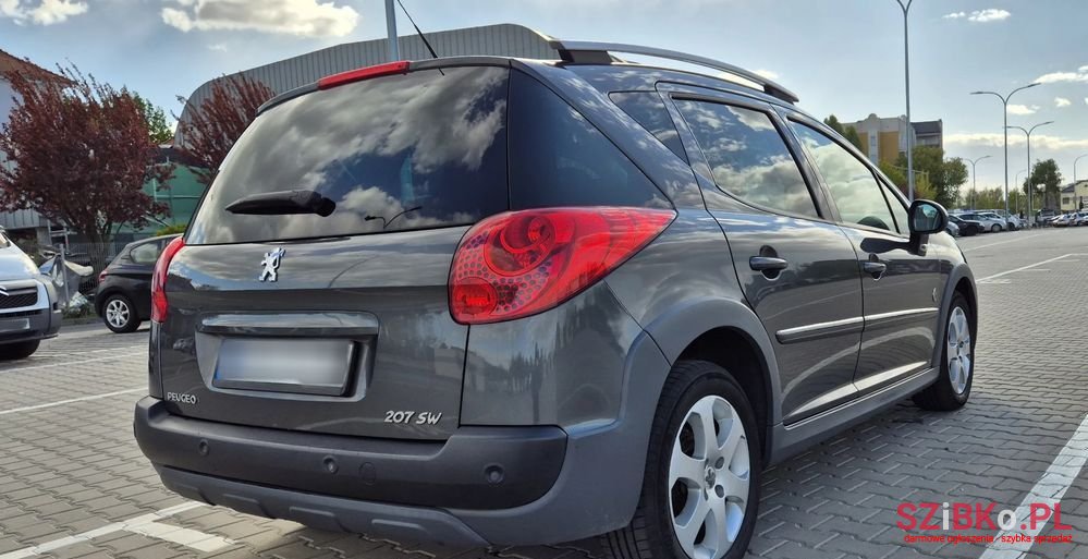 2011' Peugeot 207 photo #6
