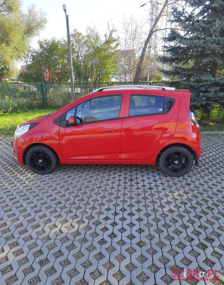 2010' Chevrolet Spark photo #4