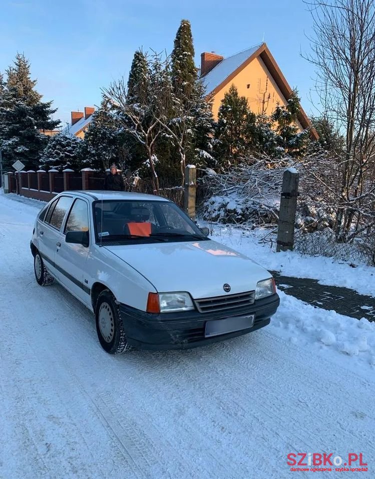 1991' Opel Kadett photo #1