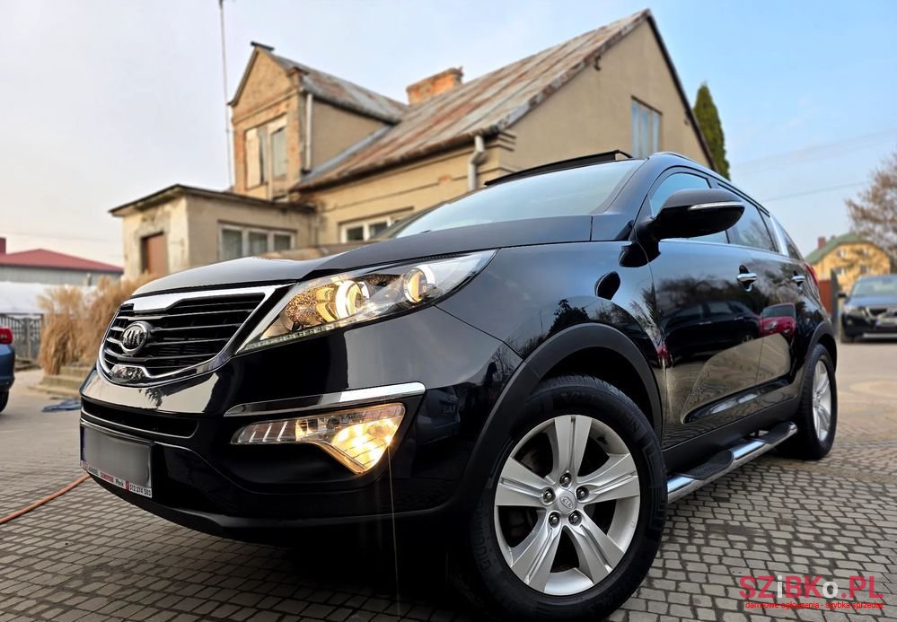 2010' Kia Sportage photo #3