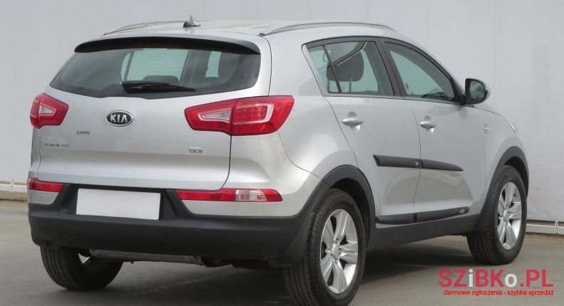 2010' Kia Sportage photo #3