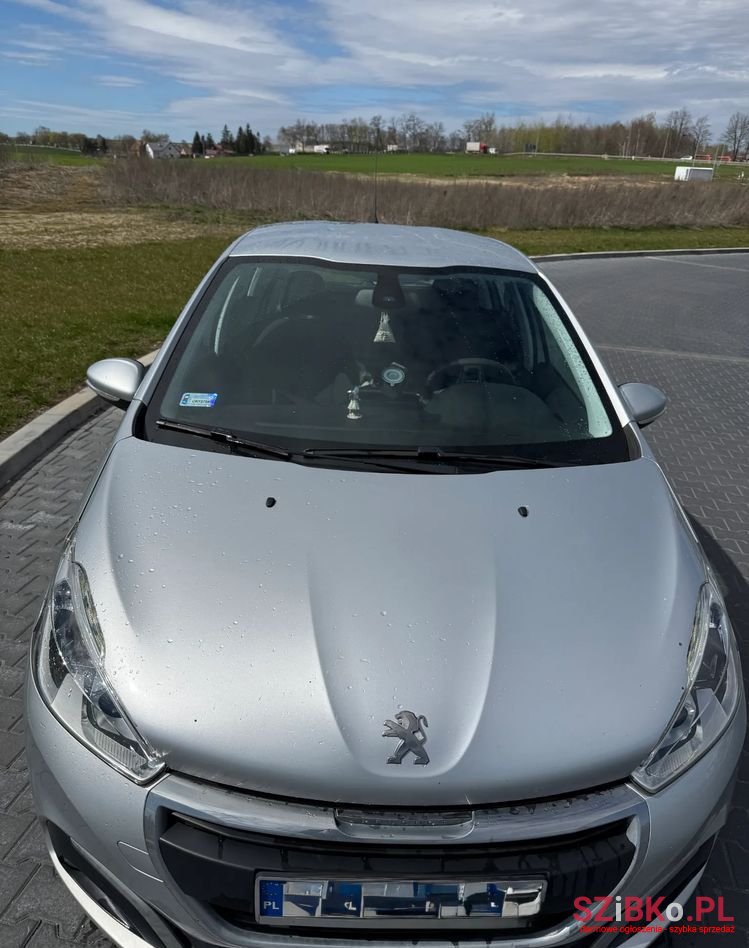 2016' Peugeot 208 photo #3