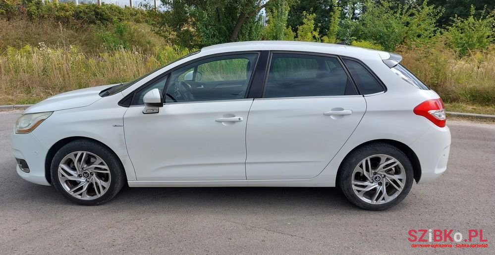 2012' Citroen C4 photo #2