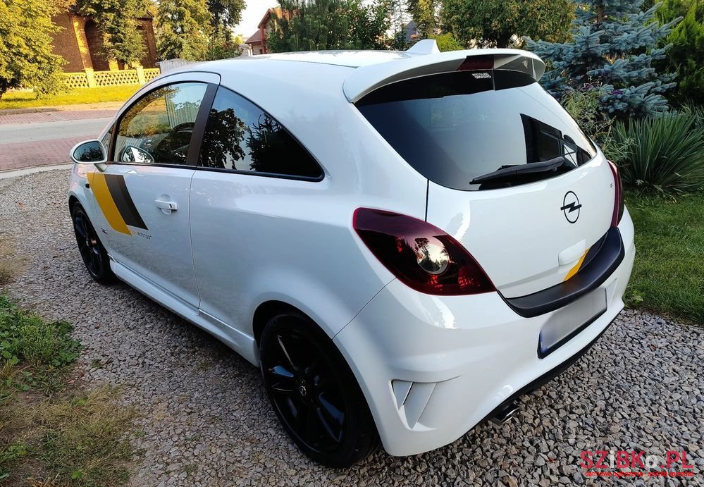 2008' Opel Corsa 1.4 16V Cosmo photo #4