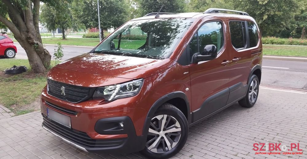 2020' Peugeot Rifter photo #6