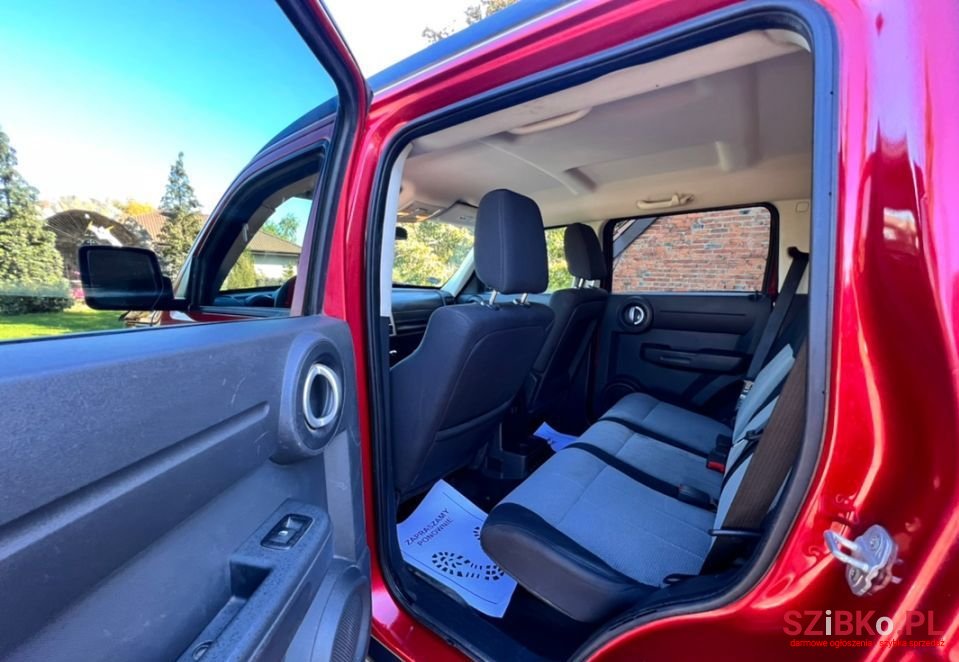 2007' Dodge Nitro photo #5