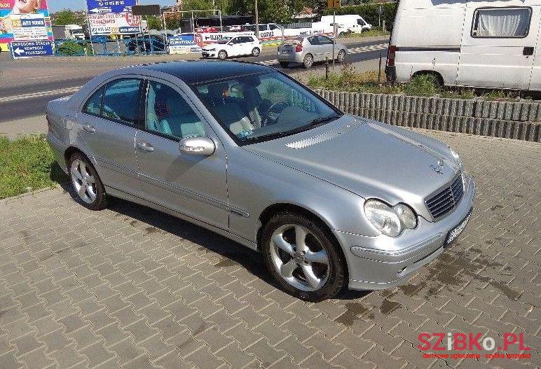 2003' Mercedes-Benz Klasa C photo #1