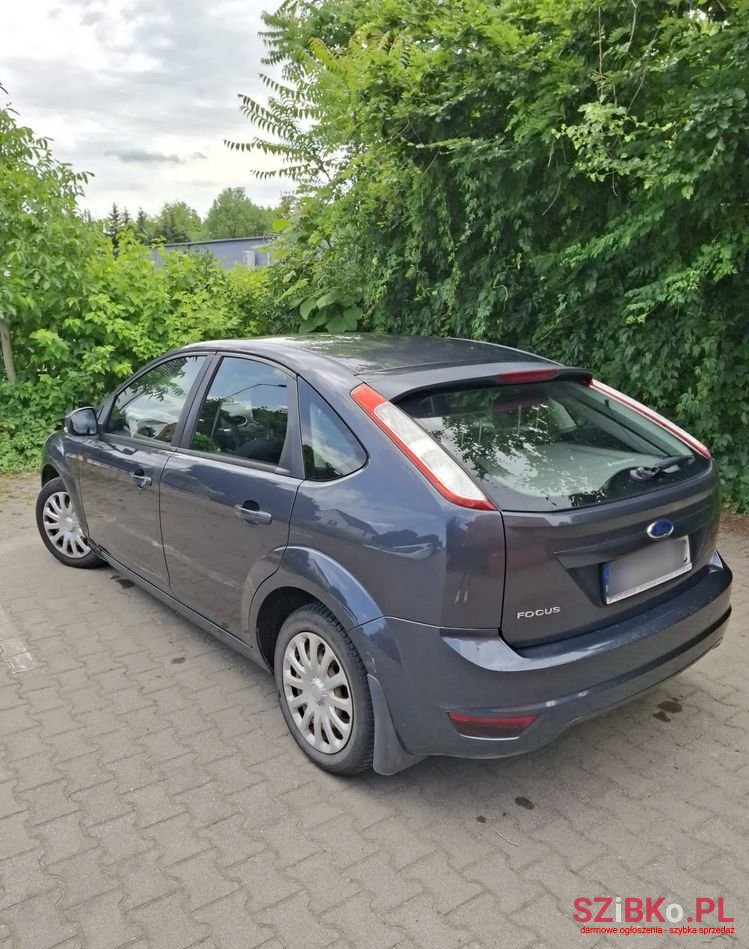 2011' Ford Focus photo #5