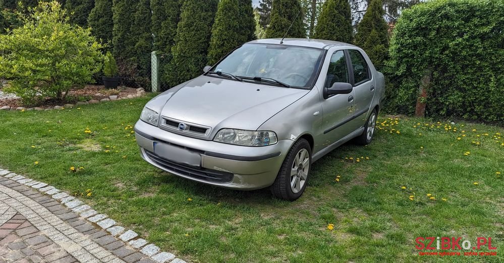 2002' Fiat Albea photo #3