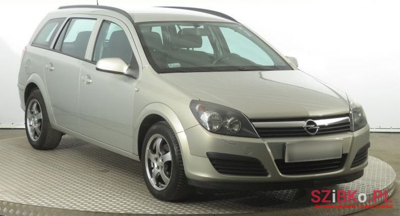 2006' Opel Astra photo #1