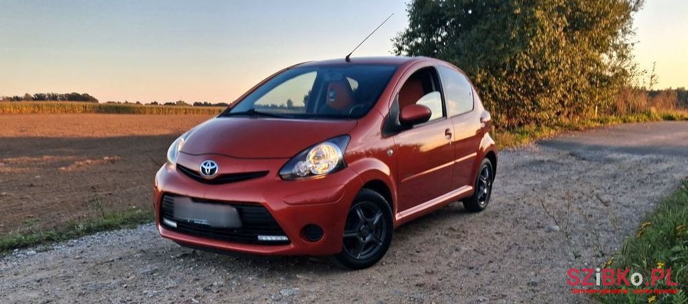 2012' Toyota Aygo 1.0 Vvt-I Premium photo #1