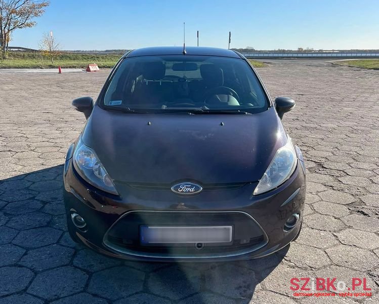 2010' Ford Fiesta photo #5