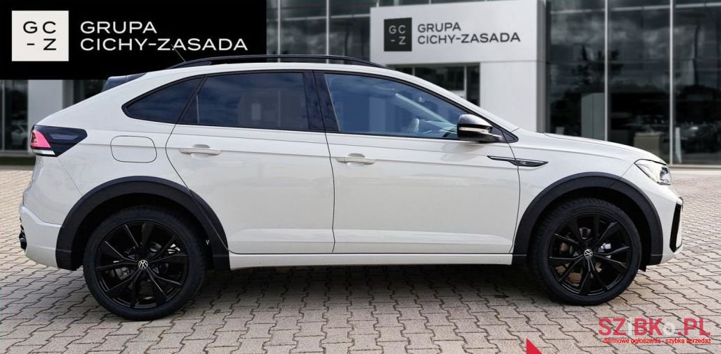 2022' Volkswagen Taigo photo #2