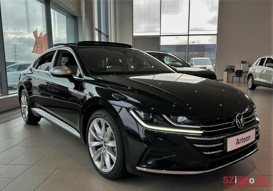 2022' Volkswagen Arteon photo #2