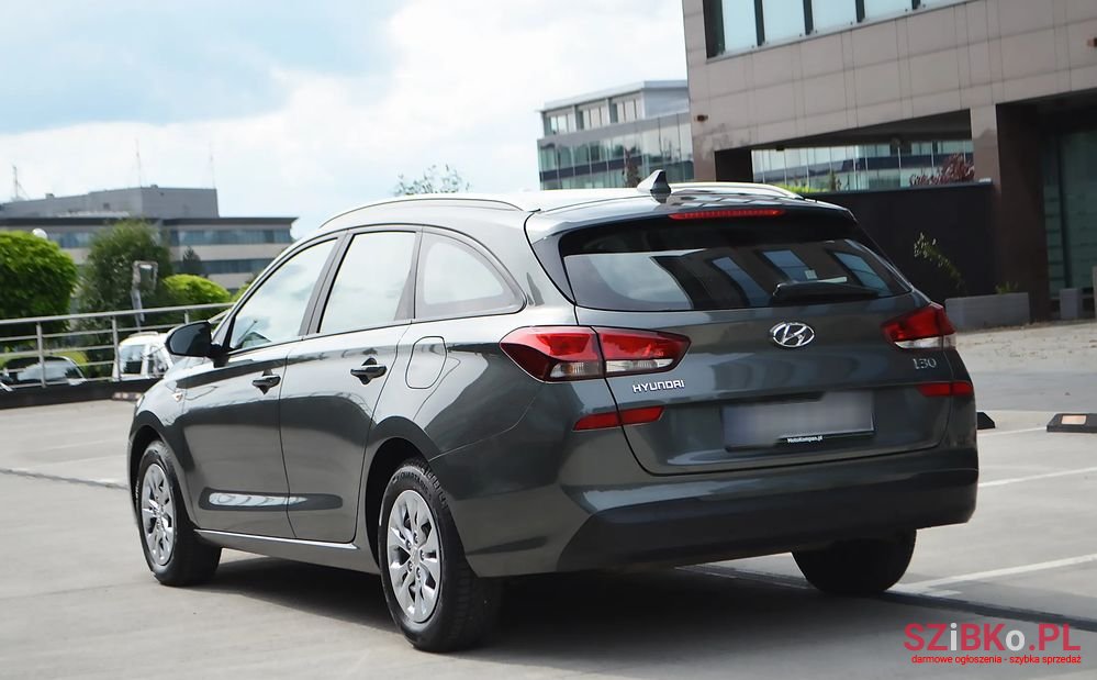 2022' Hyundai i30 1.5 Dpi Modern photo #6