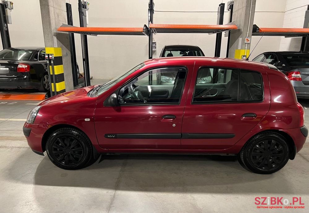 2003' Renault Clio photo #4