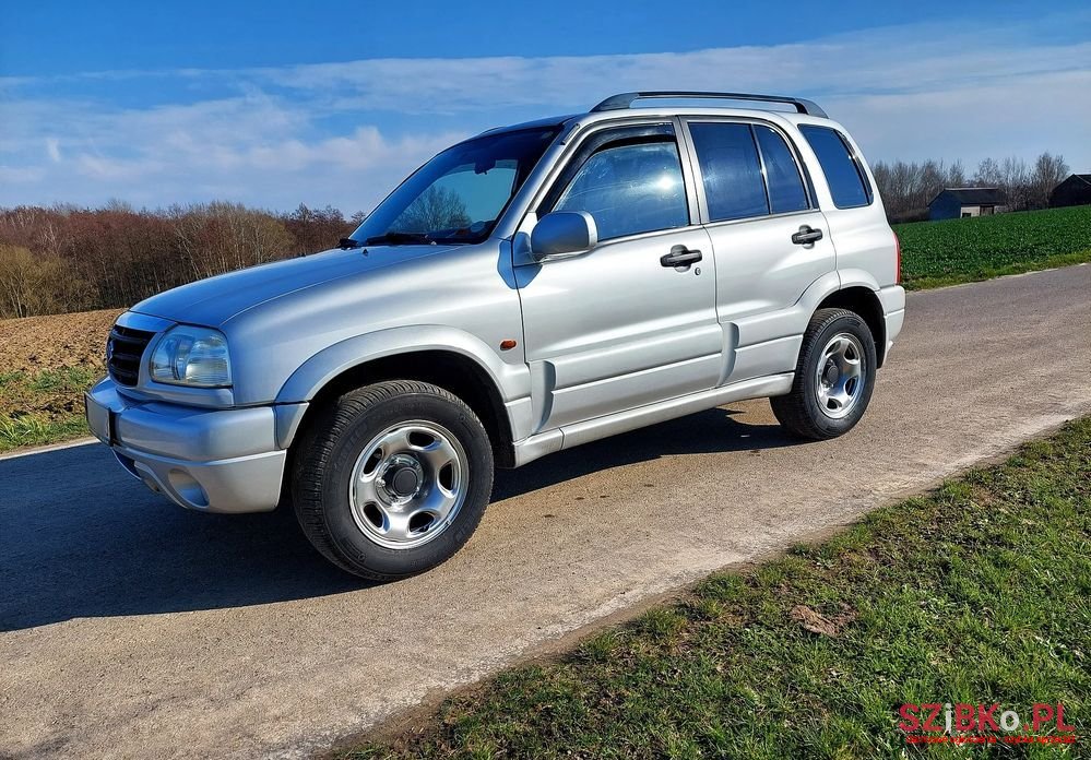 2004' Suzuki Grand Vitara photo #1