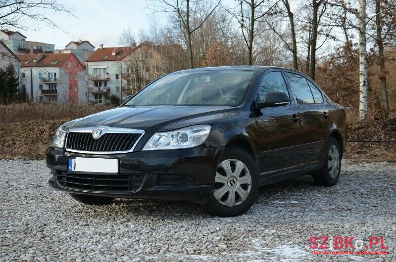 2011' Skoda Octavia photo #2