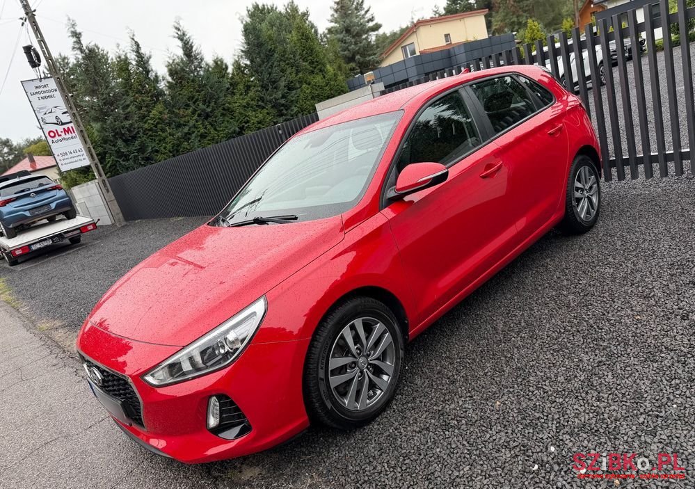 2018' Hyundai i30 1.4 Trend photo #1