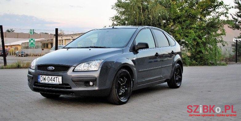 2005' Ford Focus photo #1