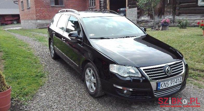 2005' Volkswagen Passat photo #2