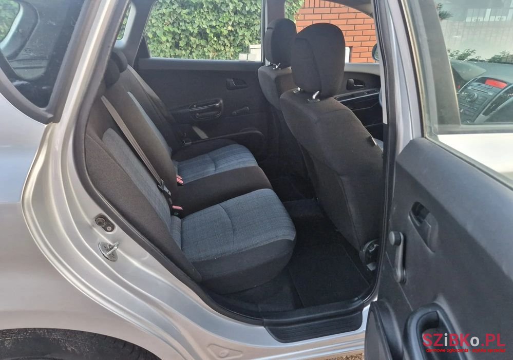 2010' Kia Ceed photo #6