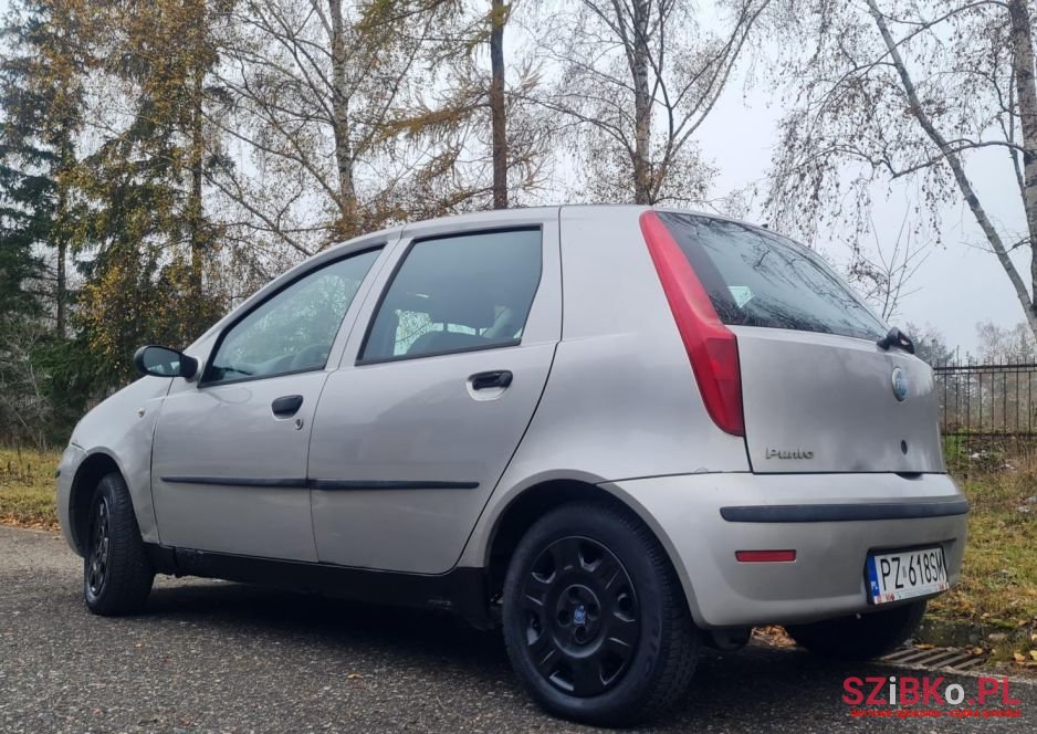2005' Fiat Punto photo #3