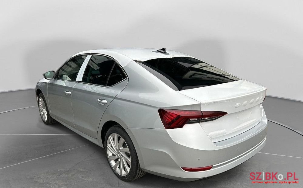 2023' Skoda Octavia photo #3