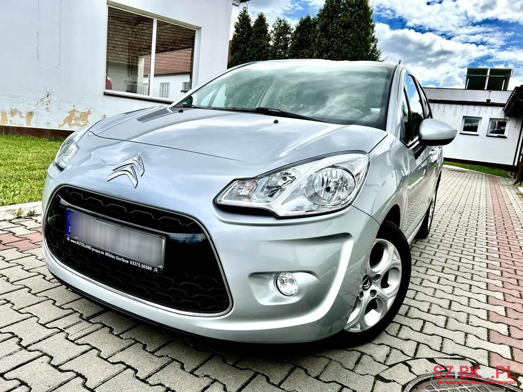 2011' Citroen C3 photo #2