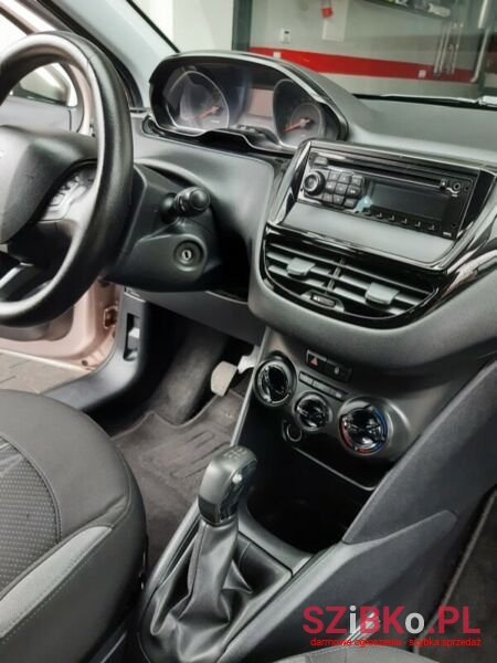 2012' Peugeot 208 photo #5