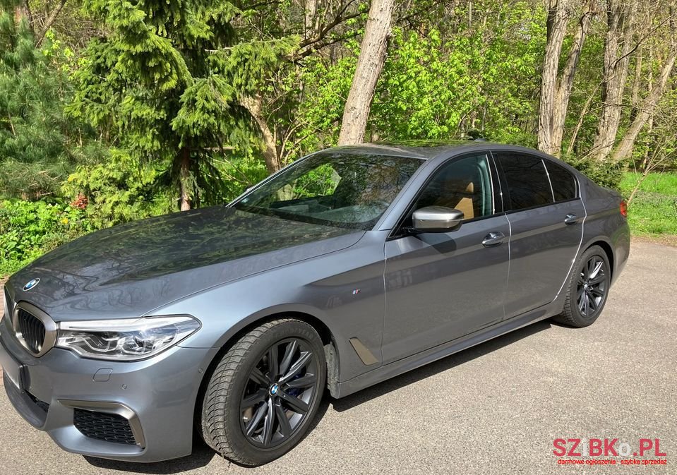 2018' BMW 5 Series photo #1