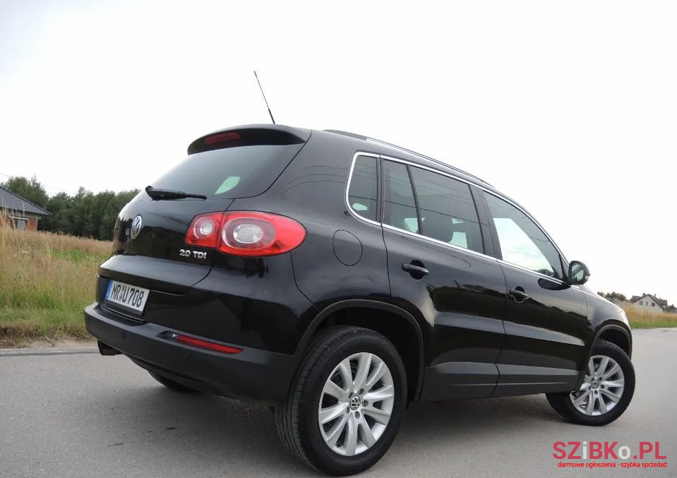 2009' Volkswagen Tiguan photo #6
