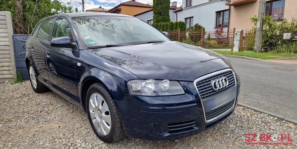 2005' Audi A3 Sportback photo #2