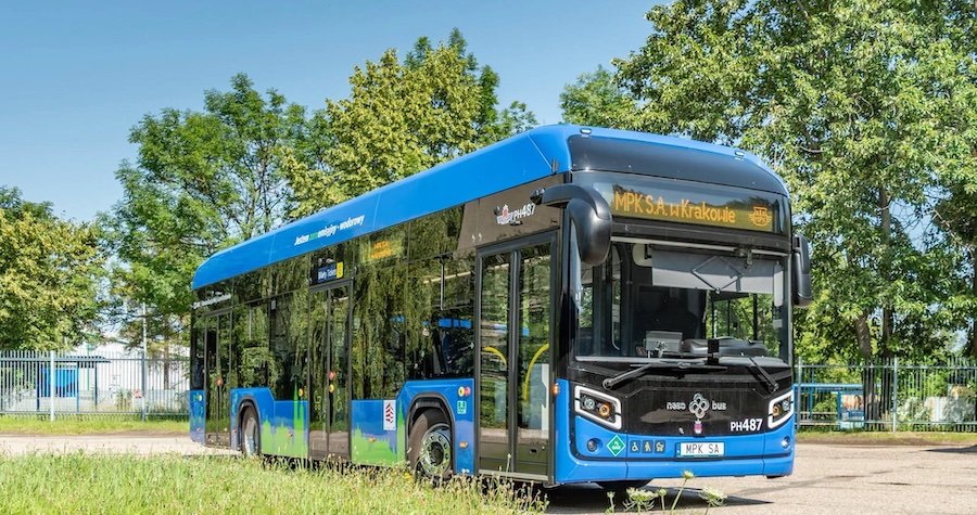 Польський виробник водневих автобусів готує модель із батарейним живленням